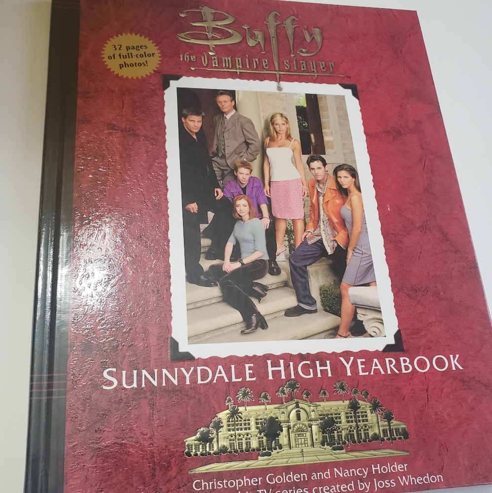 Buffy the Vampire Slayer hardcover yearbook vintage collectible